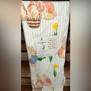 🥰 Beatrix Potter Peter Rabbit Easter Spring Garden Plush Throw Blanket 50” x 70”